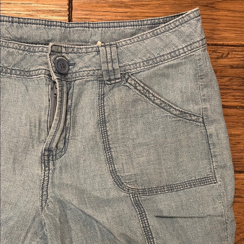 St. John's Bay Blue Jean Cargo Shorts Relaxed Fit - Picture 6 of 8